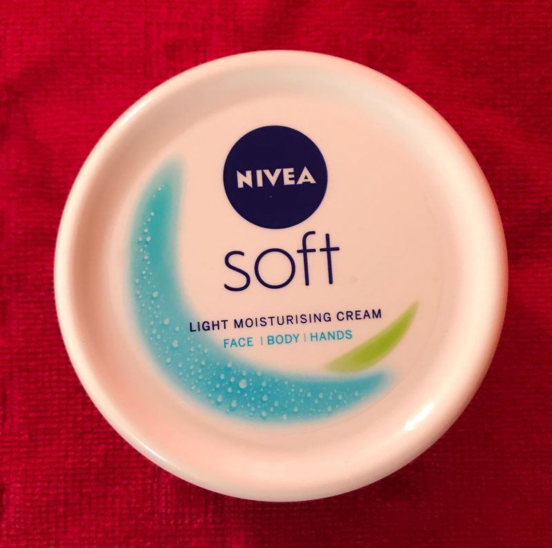 Nivea Soft Moisturising Cream 300ml