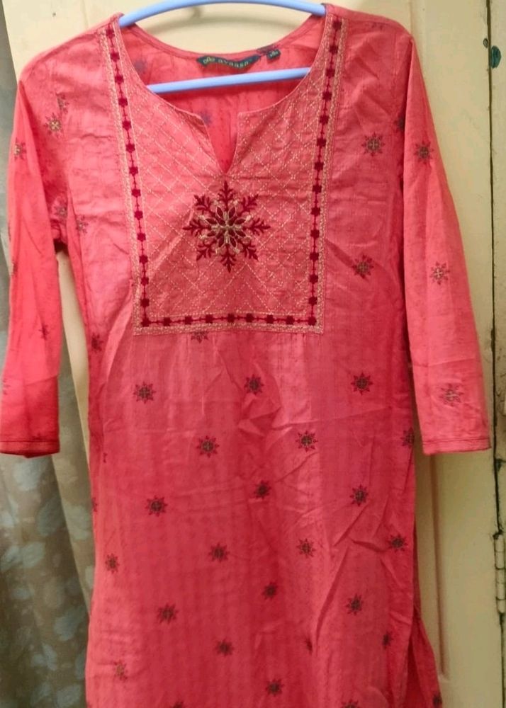 Avassa Kurti