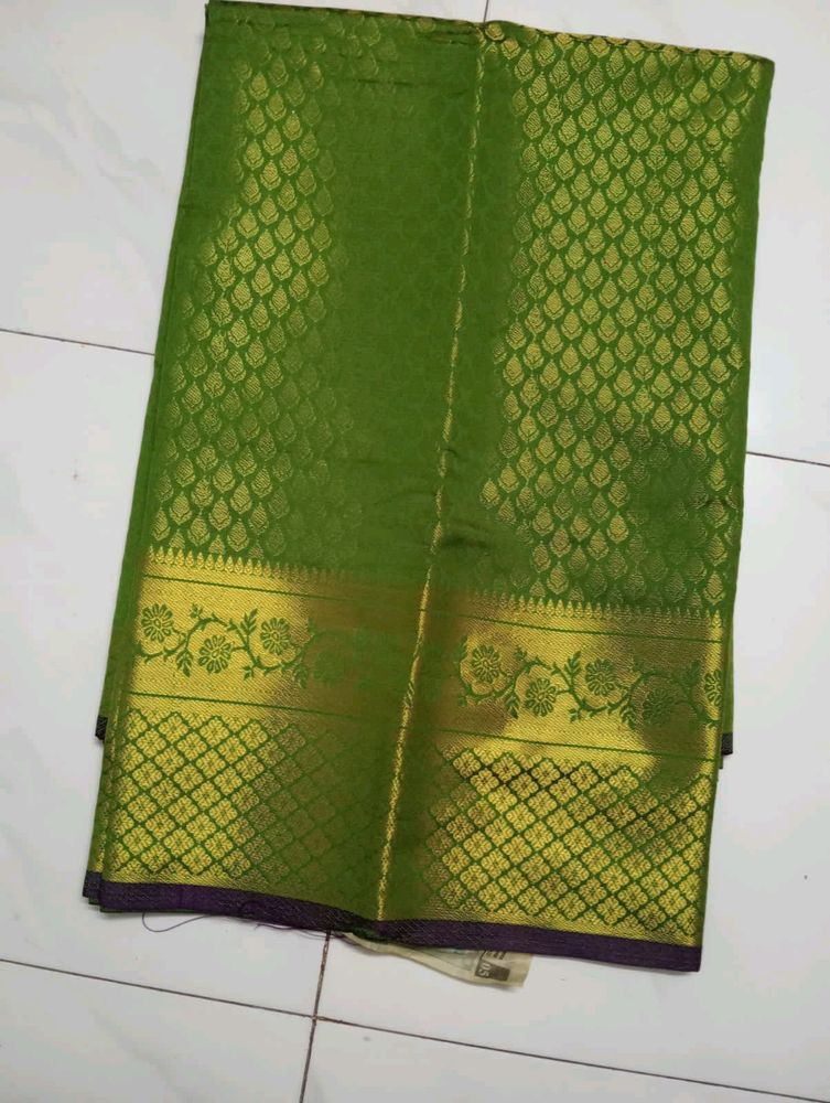 New Green Saree With Blouse Piece