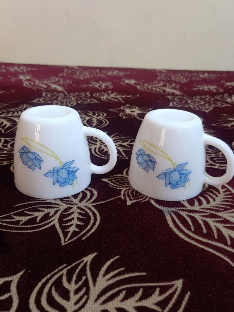 2 Cute Beautiful Small Tea Cups