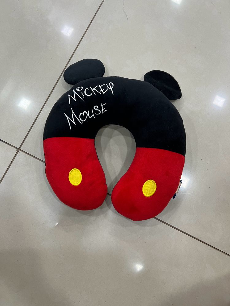 3 Neck pillow