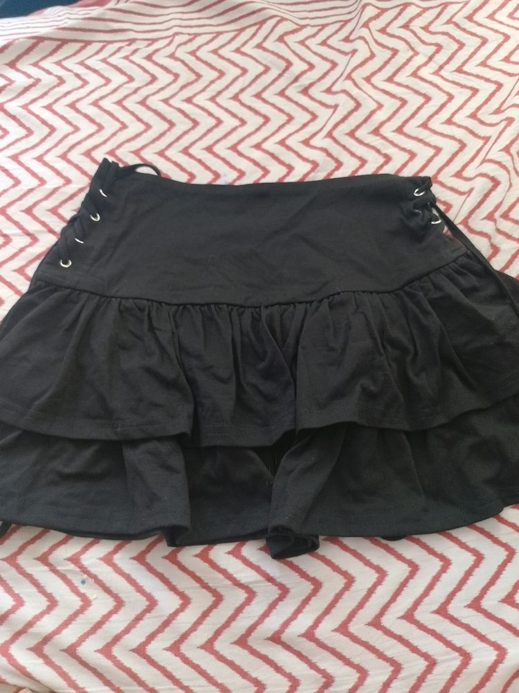 Korean Black Skirt