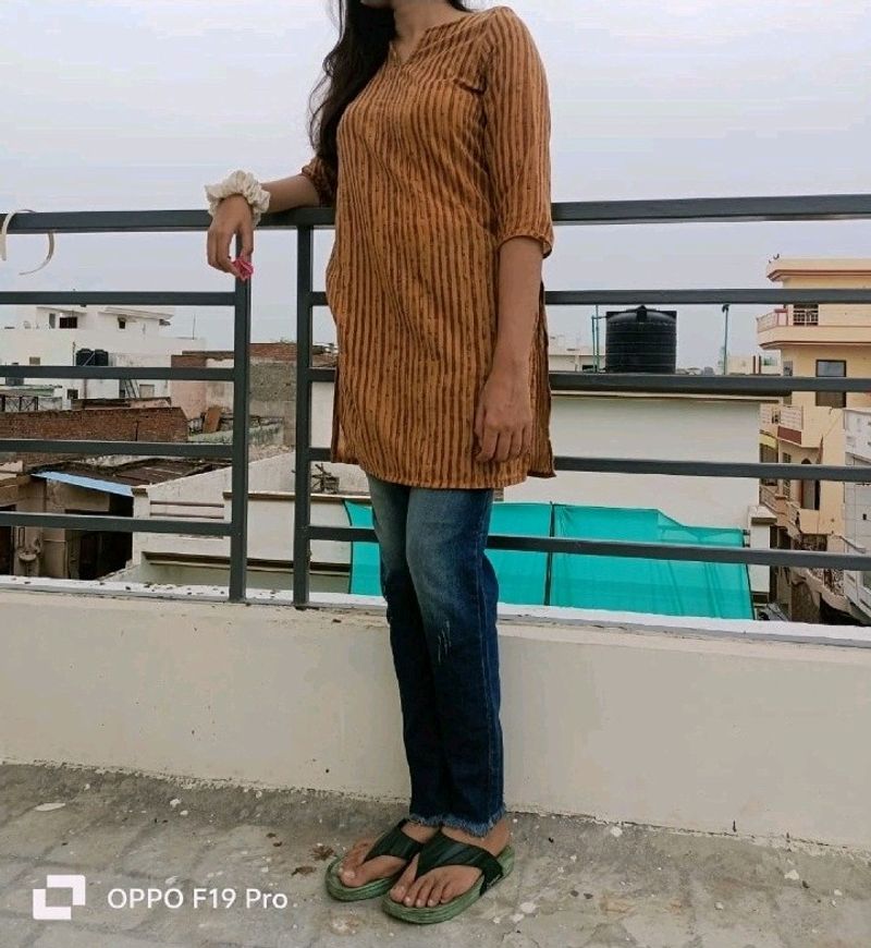 Combo Of Kurti & Jeans