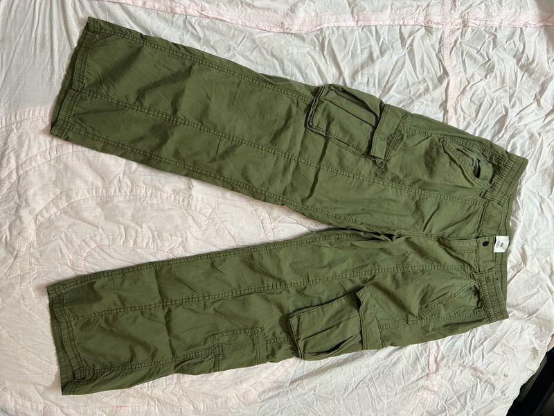 H&M Brand New Cargos