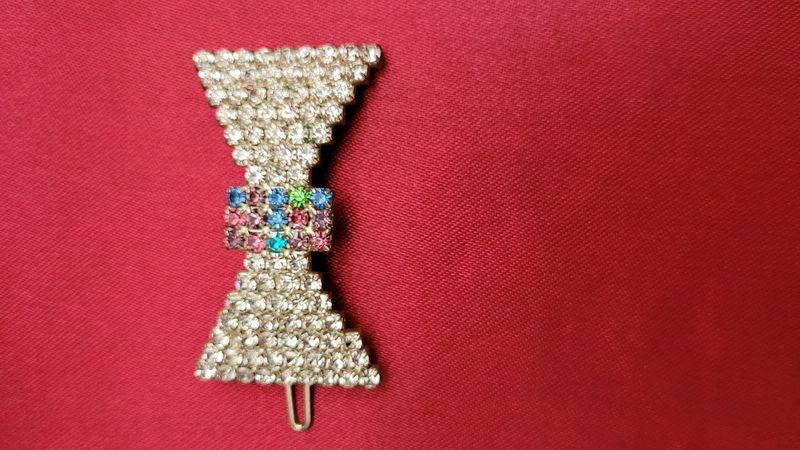 Bow Shaped Imitation Diamond Hair Clip. Never used