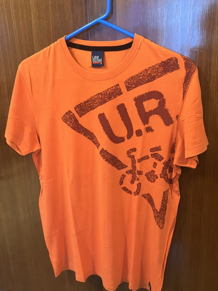 Orange LEE T-shirt