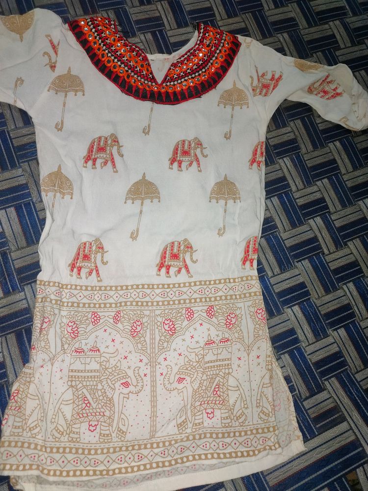 Short Kurti