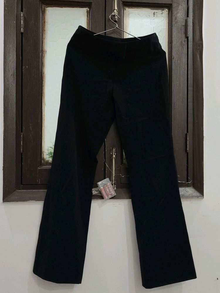 Exported Formal Solid Black Flare Trousers