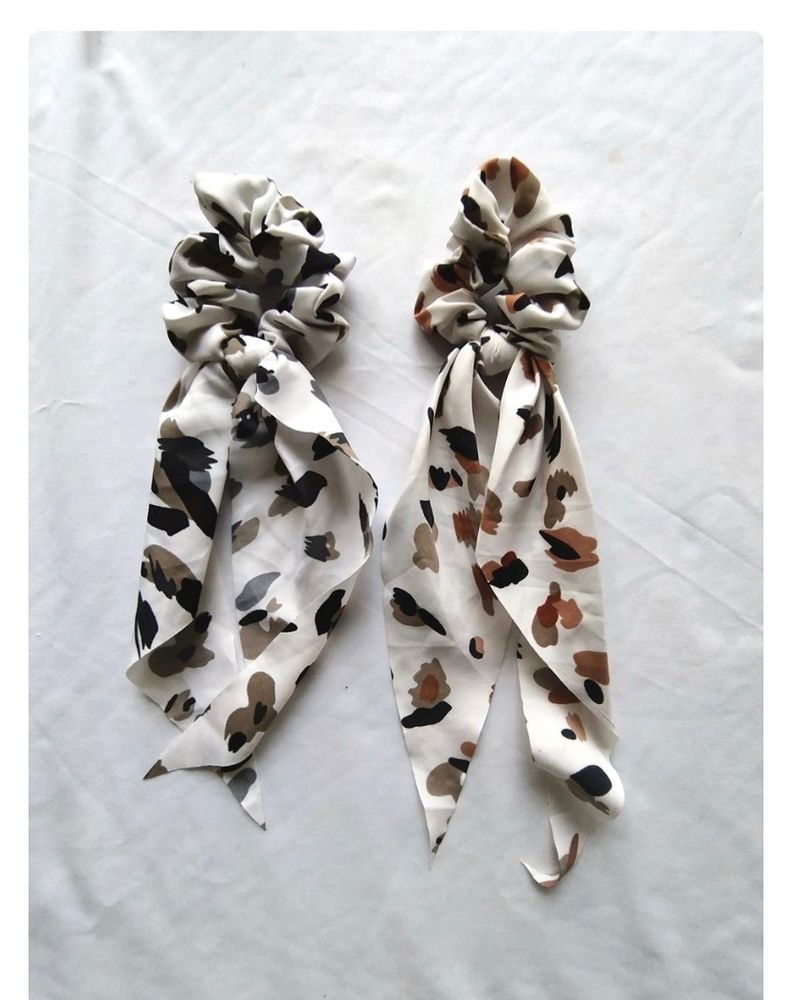 Printed Scraf Scrunchies