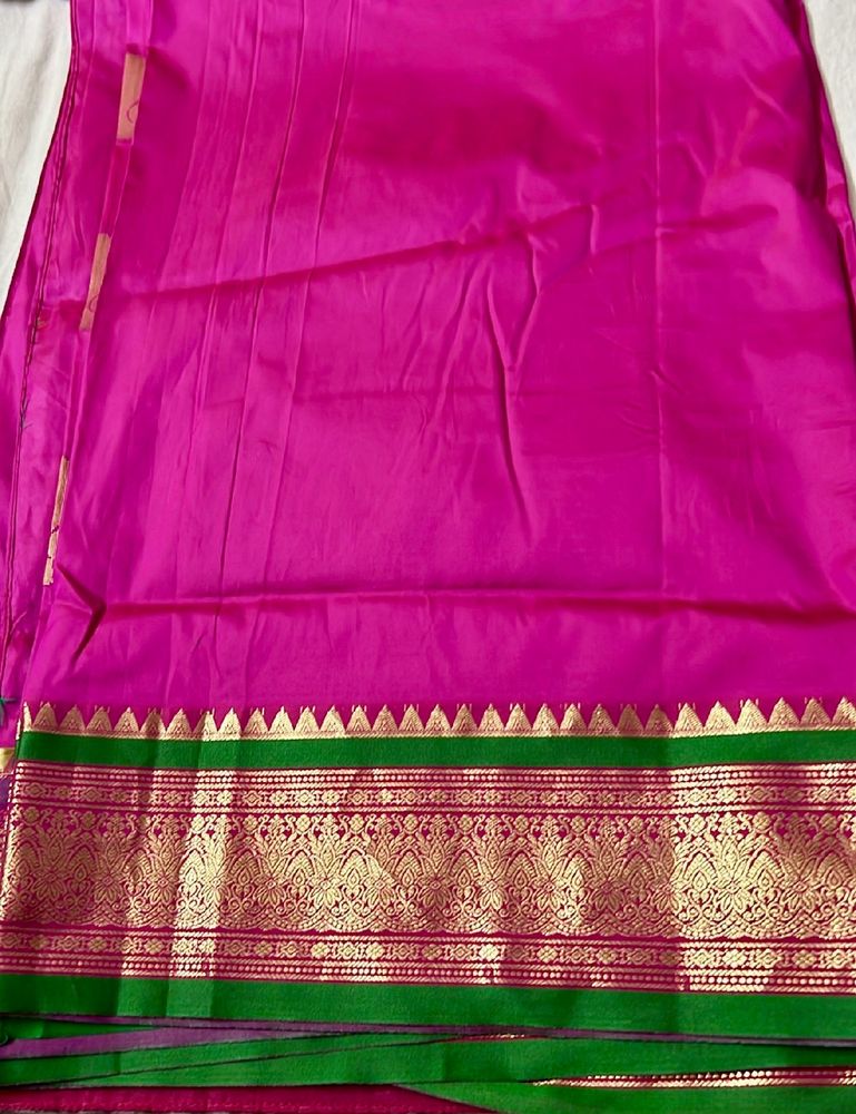 Used Silk Saree with tailored blouse for Sale