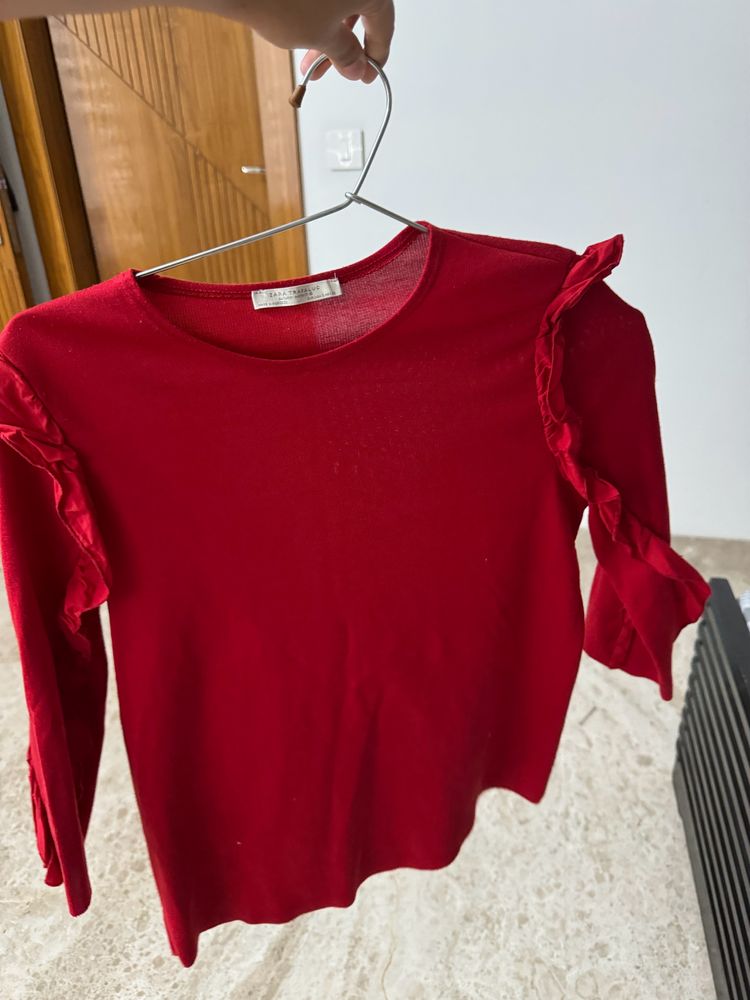 ZARA Red 3/4th Sleeve Top