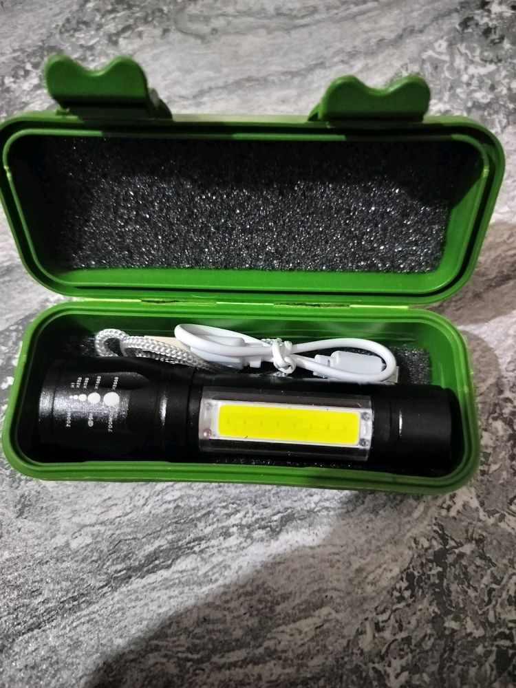 LED COB Light and Chargeable