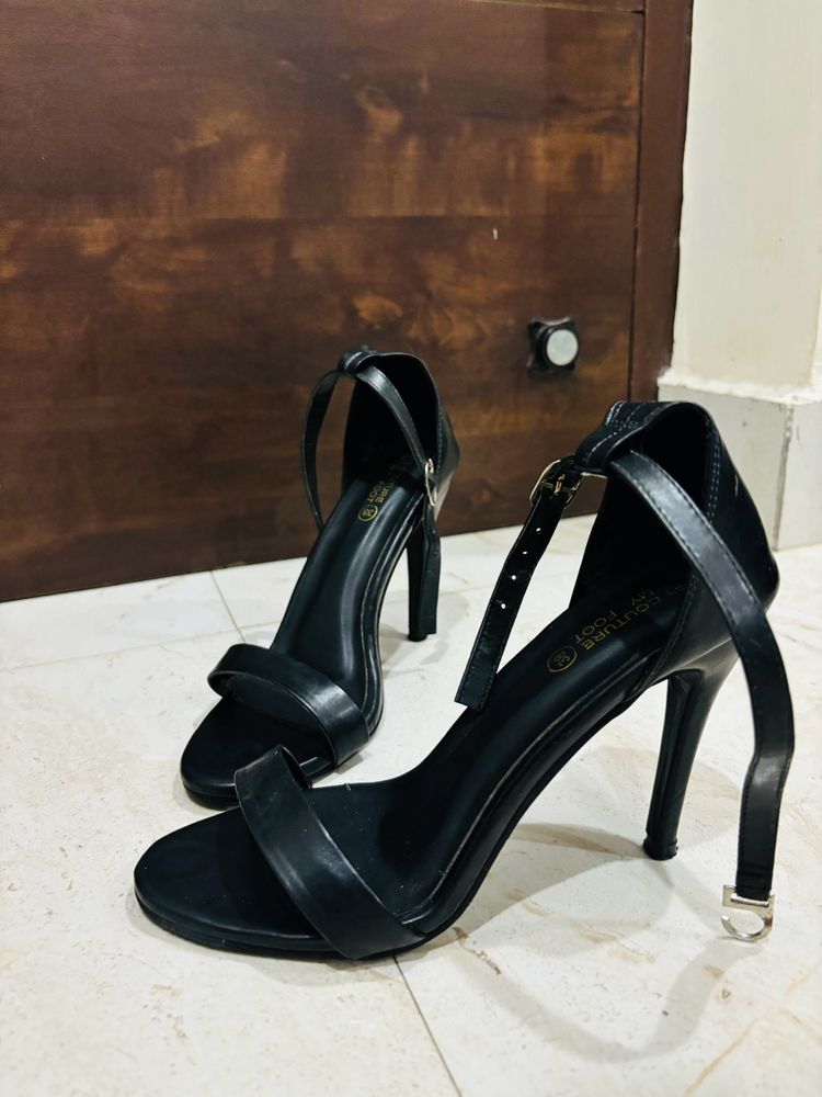 Women Black Pencil Heels