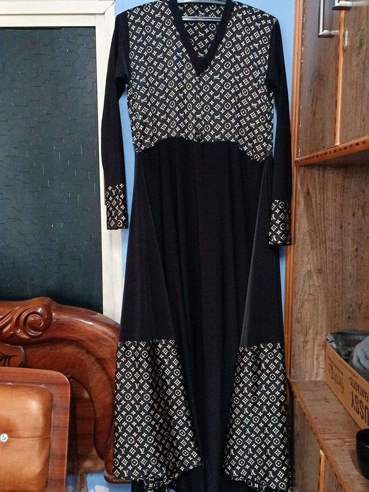 Excellent Black Flared Abaya/burka