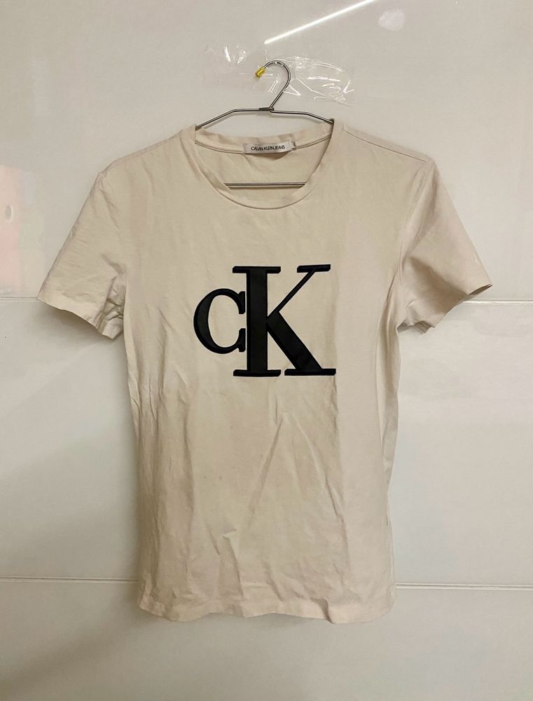 Calvin klein Women t-shirt