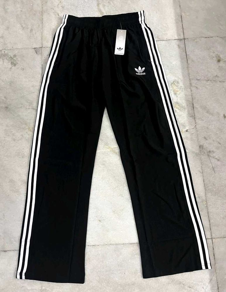 ADIDAS ORIGINALS 3 STRIPES STRAIGHT FIT TRACKPANTS