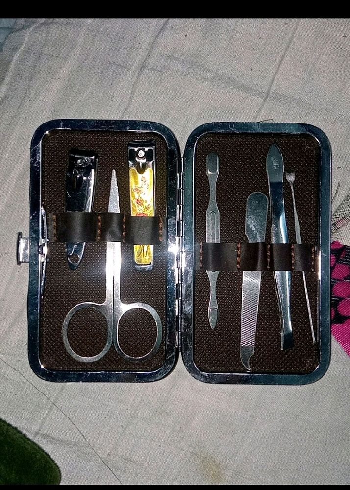 Nails Tools & Assesories