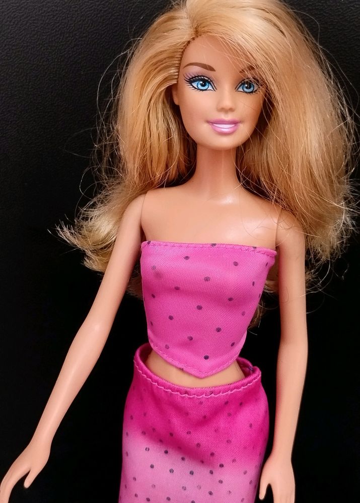 2010 Barbie Doll