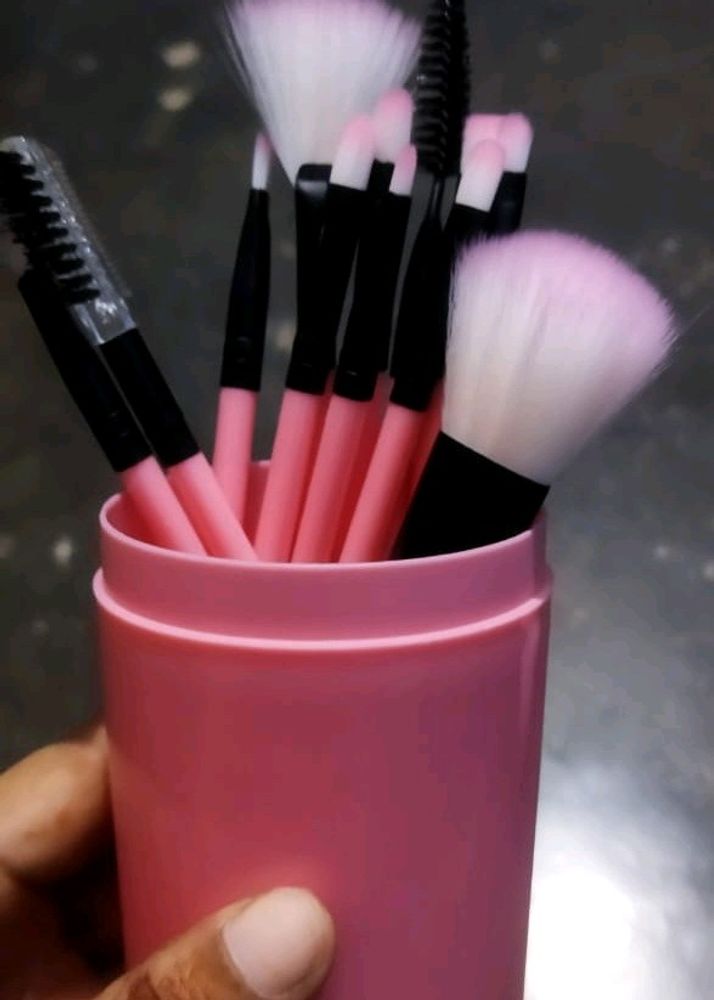 Pink Makeup Brushes