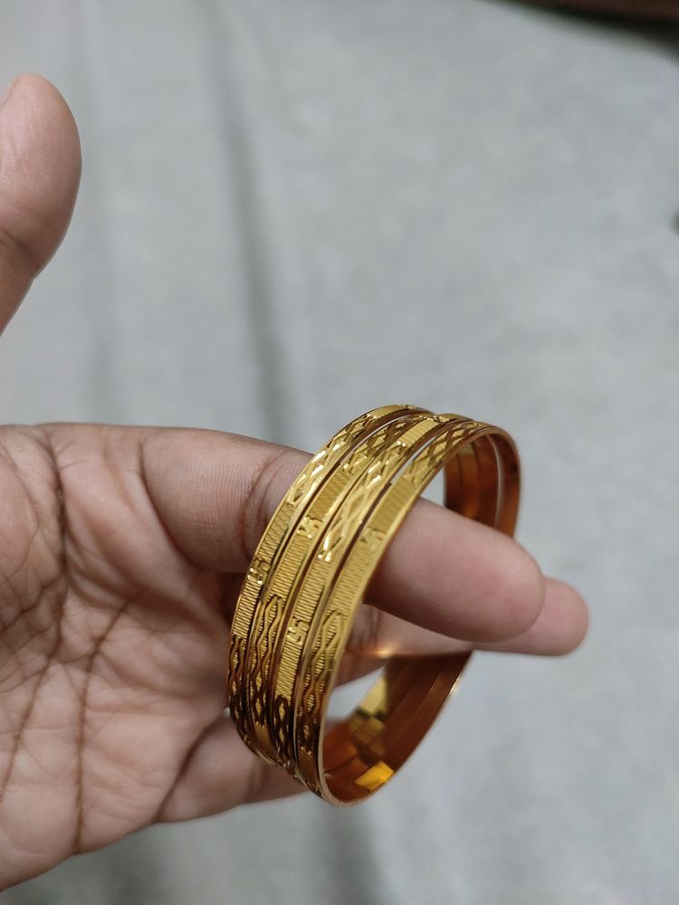 Gold Plated Bangles 4 Piece