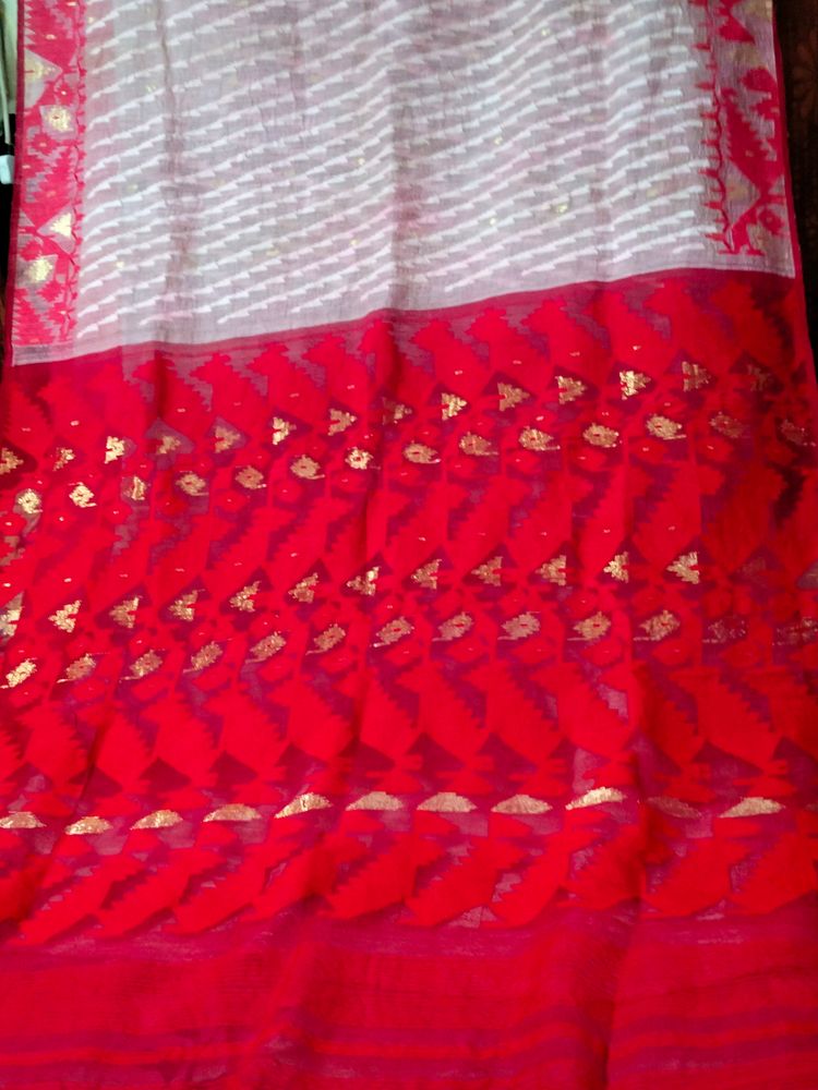 Red And Cream Nice Saree.