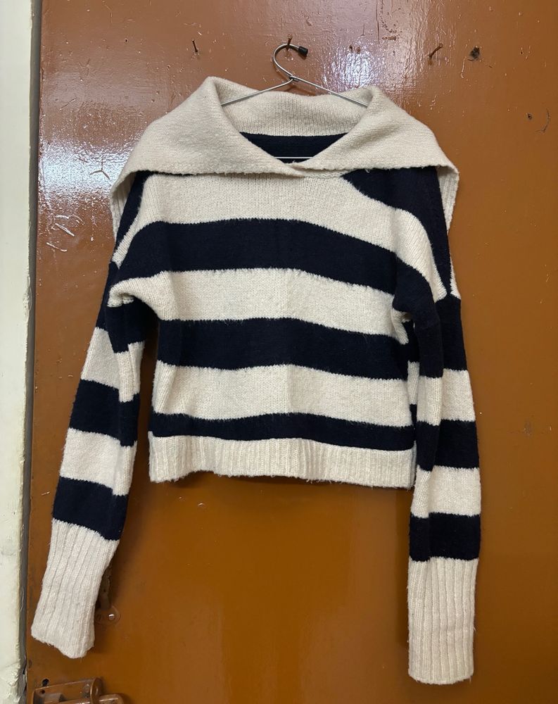 Korean Stripped Cropped Sweater