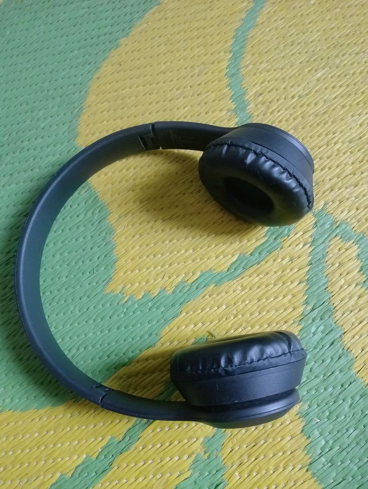 P47 Wireless Bluetooth Headphones 🎧