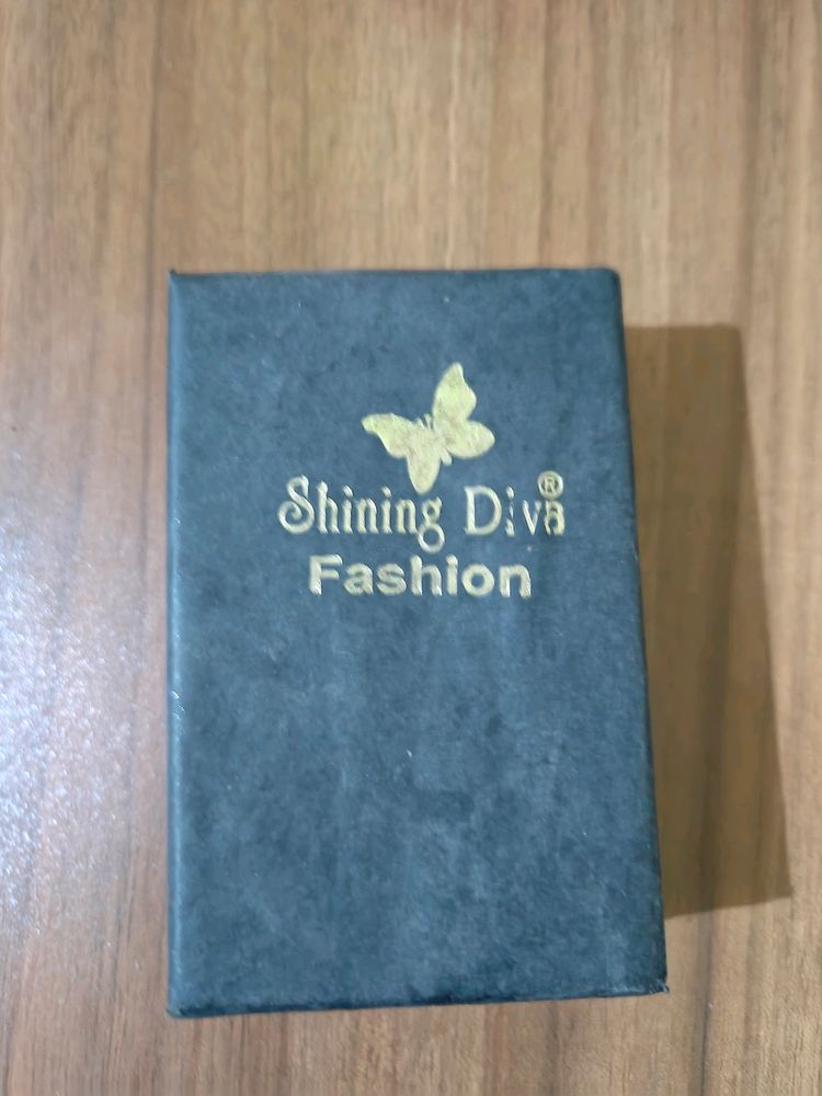 Shinning Diva Chain