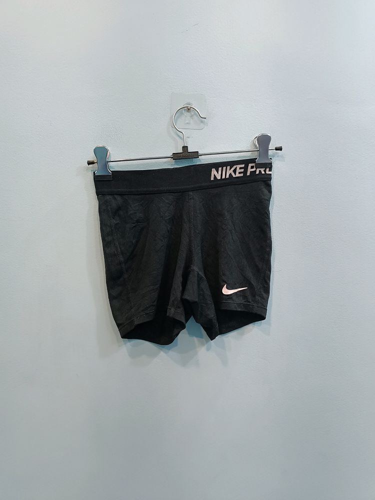 🇦🇺 Nike Pro Imported Shorts