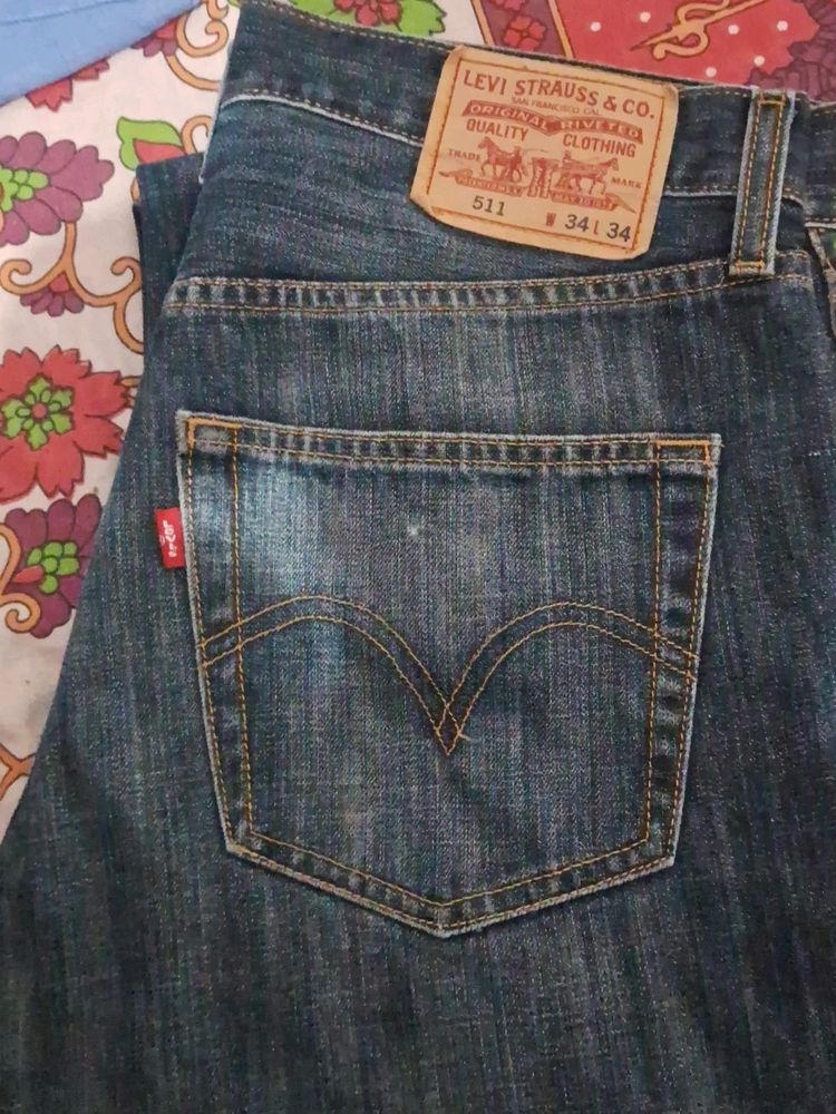 Levis Jeans Bootcut 34 Waist TOP ONE...