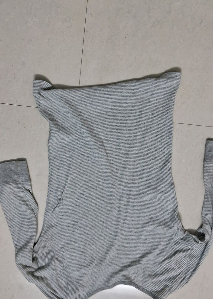 Grey Color T-shirt With Lining