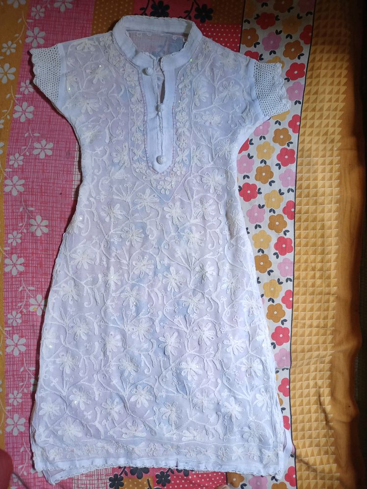 Lakhnavi Kurti