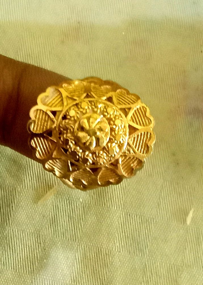 Beautiful Gold Ring