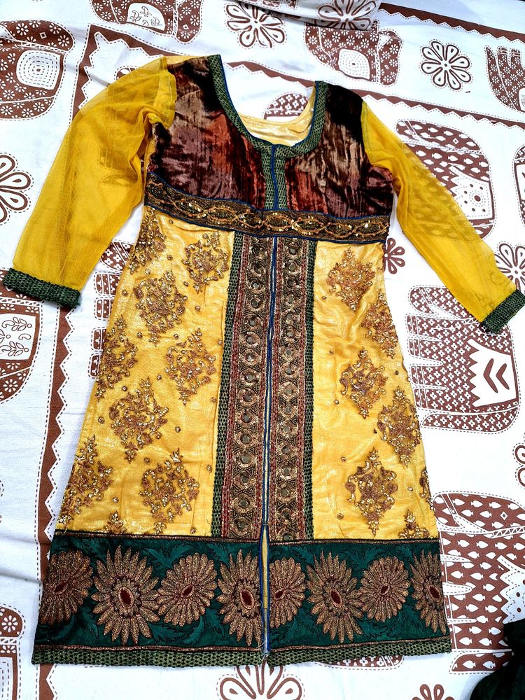 Party Wedding wear heavy Yellow Velvet Kurta Suit