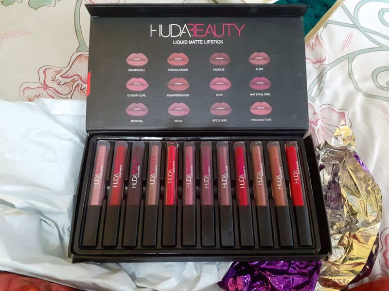 Brand new Huda Lipstick  set #New Collection