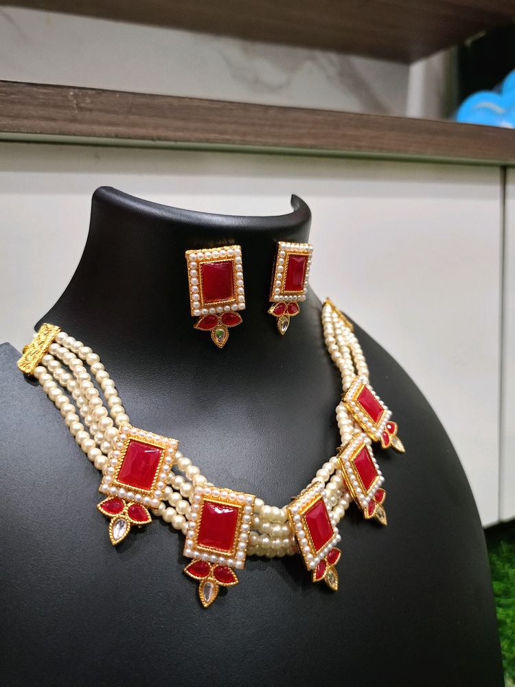 Beautiful Red🔴 And White⚪ Combination In Necklace