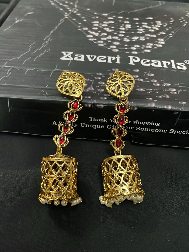 Branded Golden Earrings ❤️