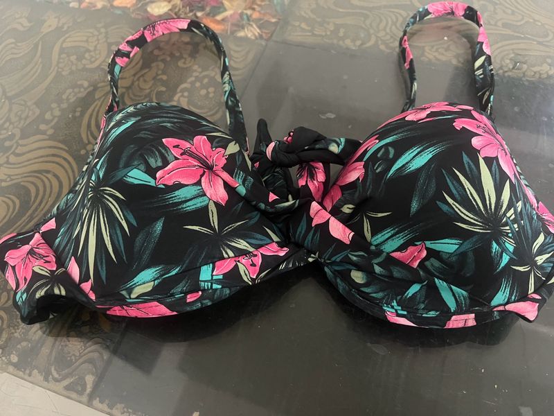 HEAVY CUP BRA FOR VACAY