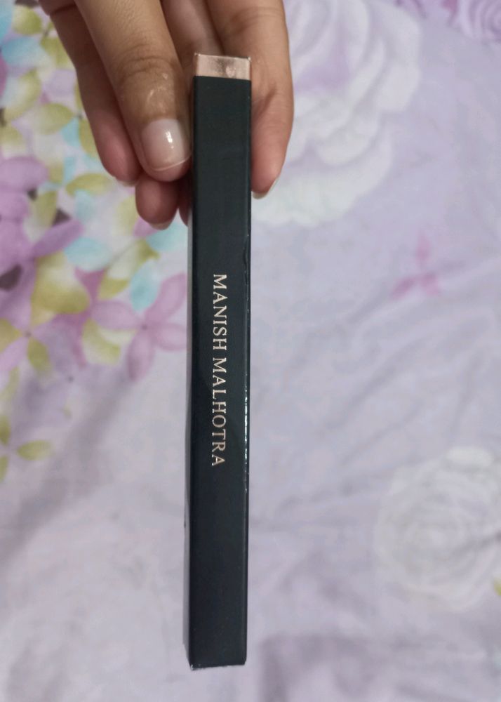 MANISH MALHOTRA EYE LINER