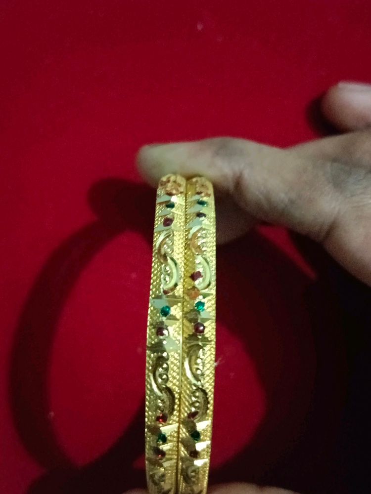 Unused New Golden Colour Bangles