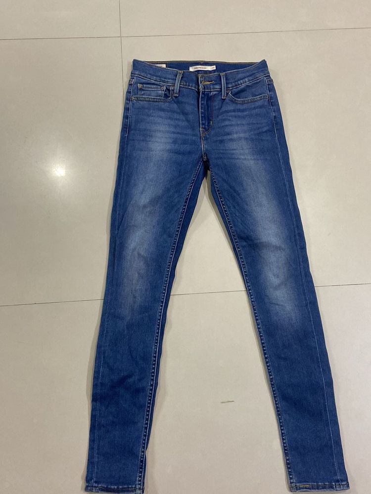 Levis Skinny Jeans Size 28