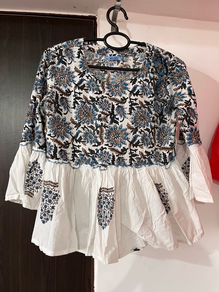 Beautiful Printed Women Peplum Top