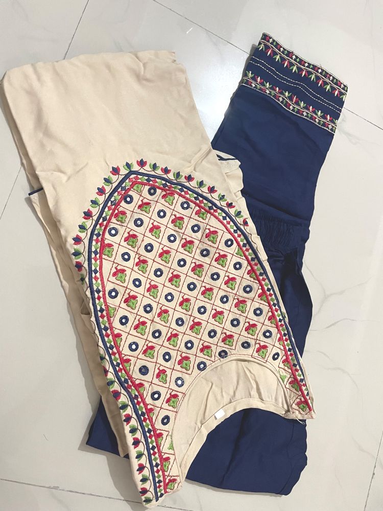 Beautiful Kurti With Pant Set