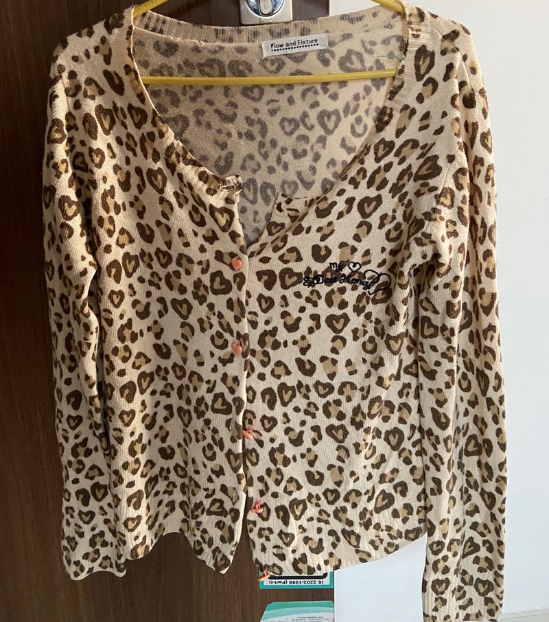 Woollen Shrug , Leopard Print, Fits S And M