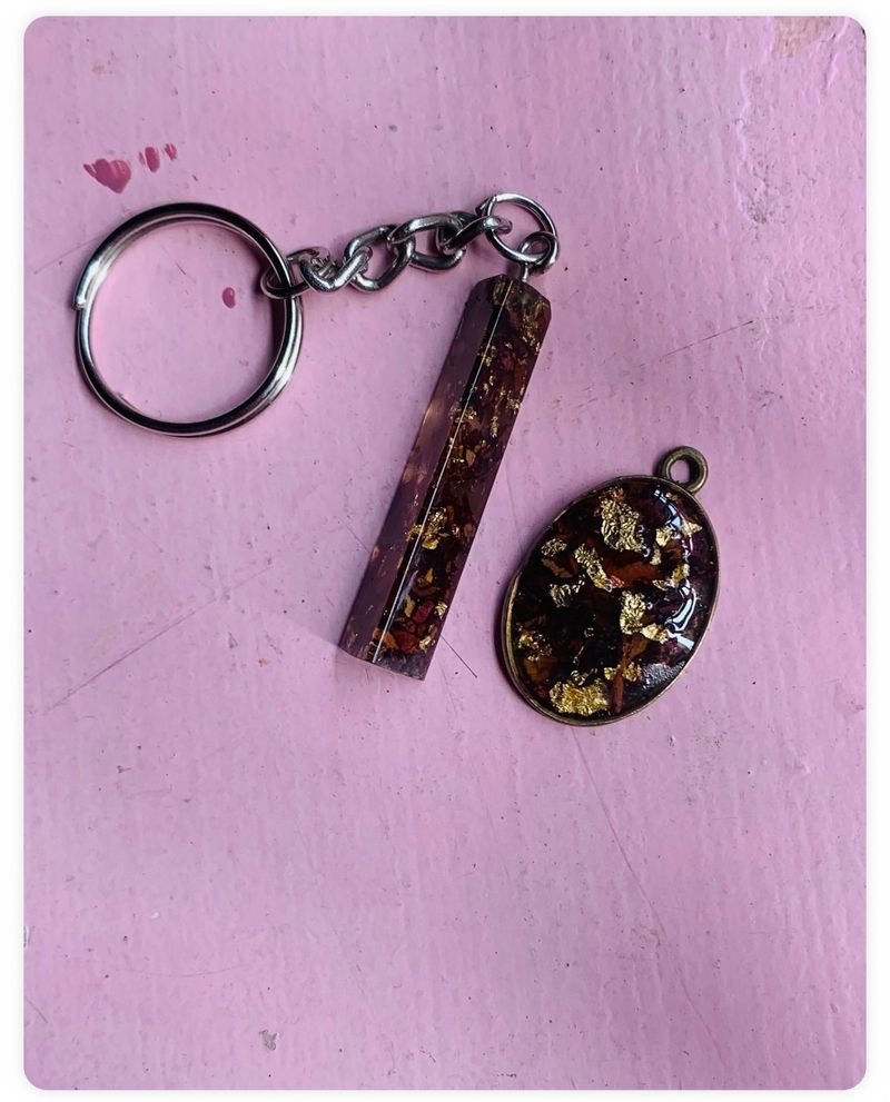 Resin Keychains And Pendent