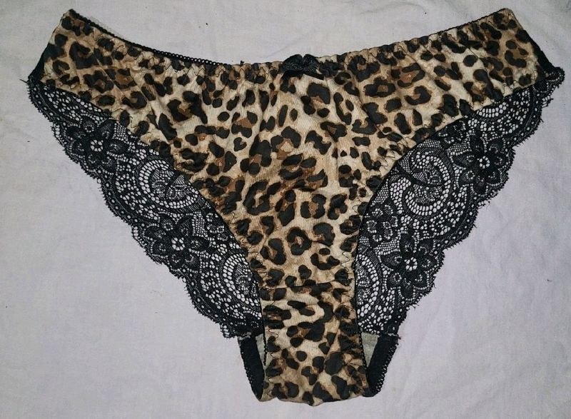 Tiger Printed 🐅 Panty For Roughly Used Full Stain