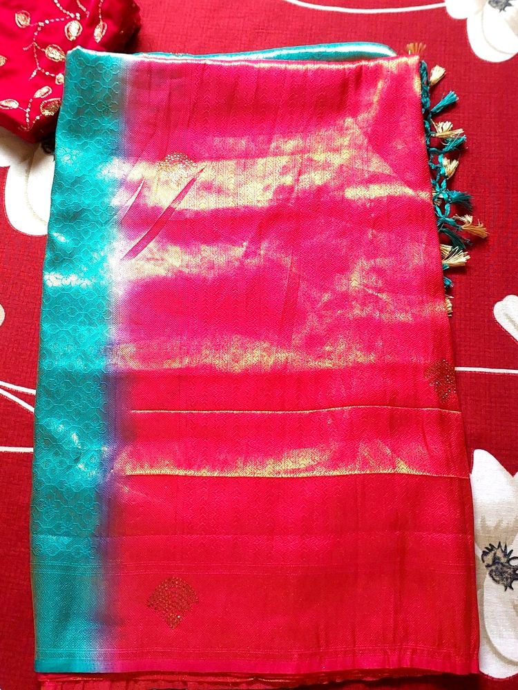 Deginer Saree And Velvet Blouse