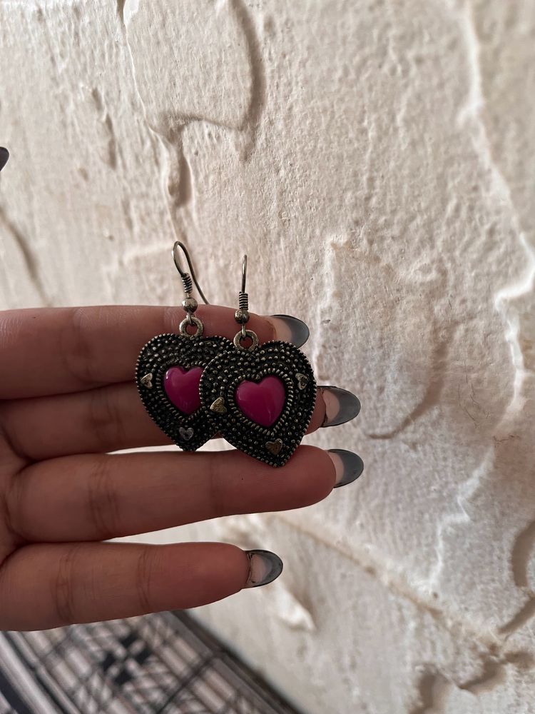 PINK HEART OXIDIZED EARRING