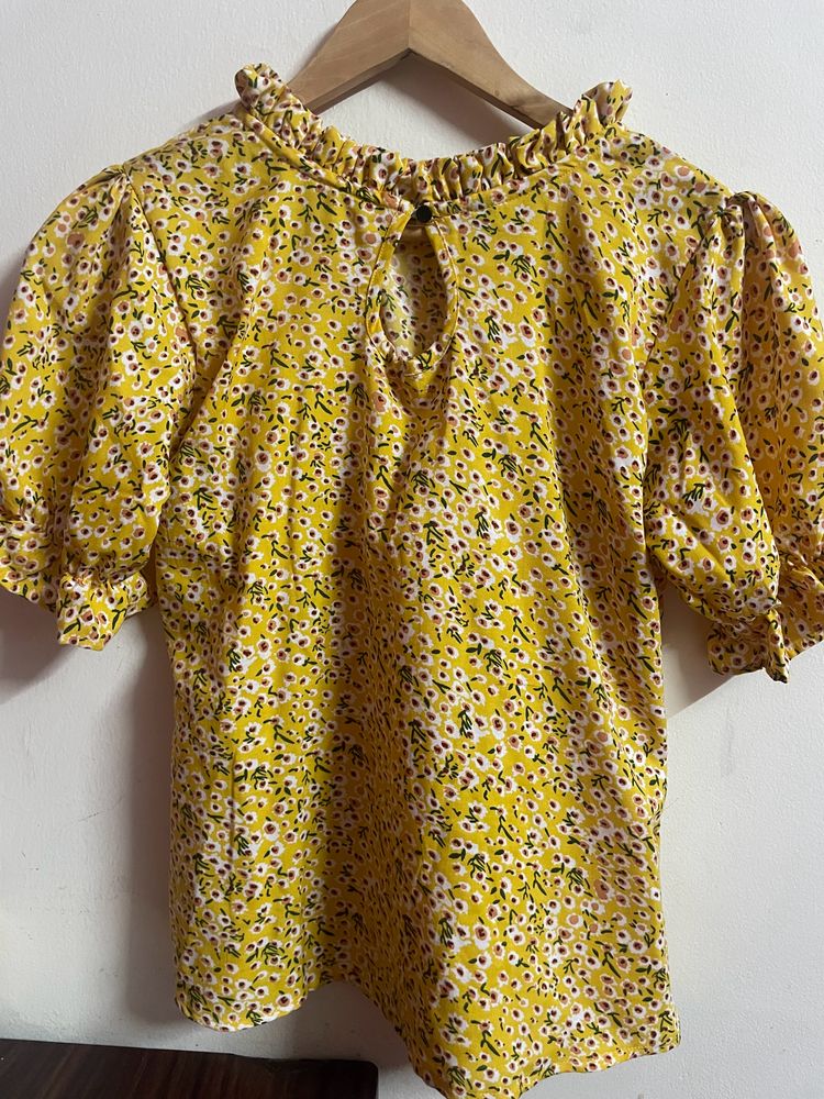 L Size Beautiful Yellow Top