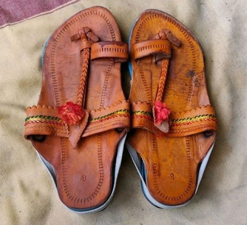 kolhapuri Chappal